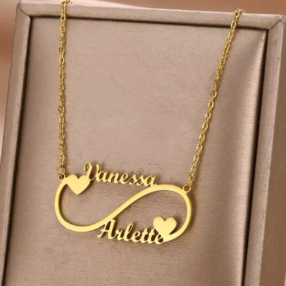 Personalisierbare Infinity-Halskette mit Herz